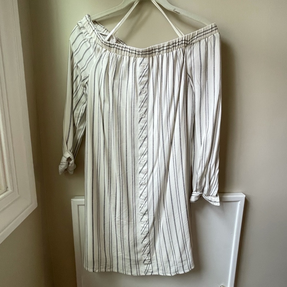 Nordstrom Off the shoulder dress